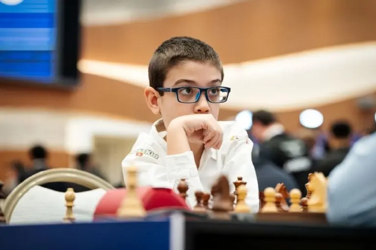 Faustino Oro se convierte en el Maestro Internacional más joven de la historia del ajedrez - @chesscom_es