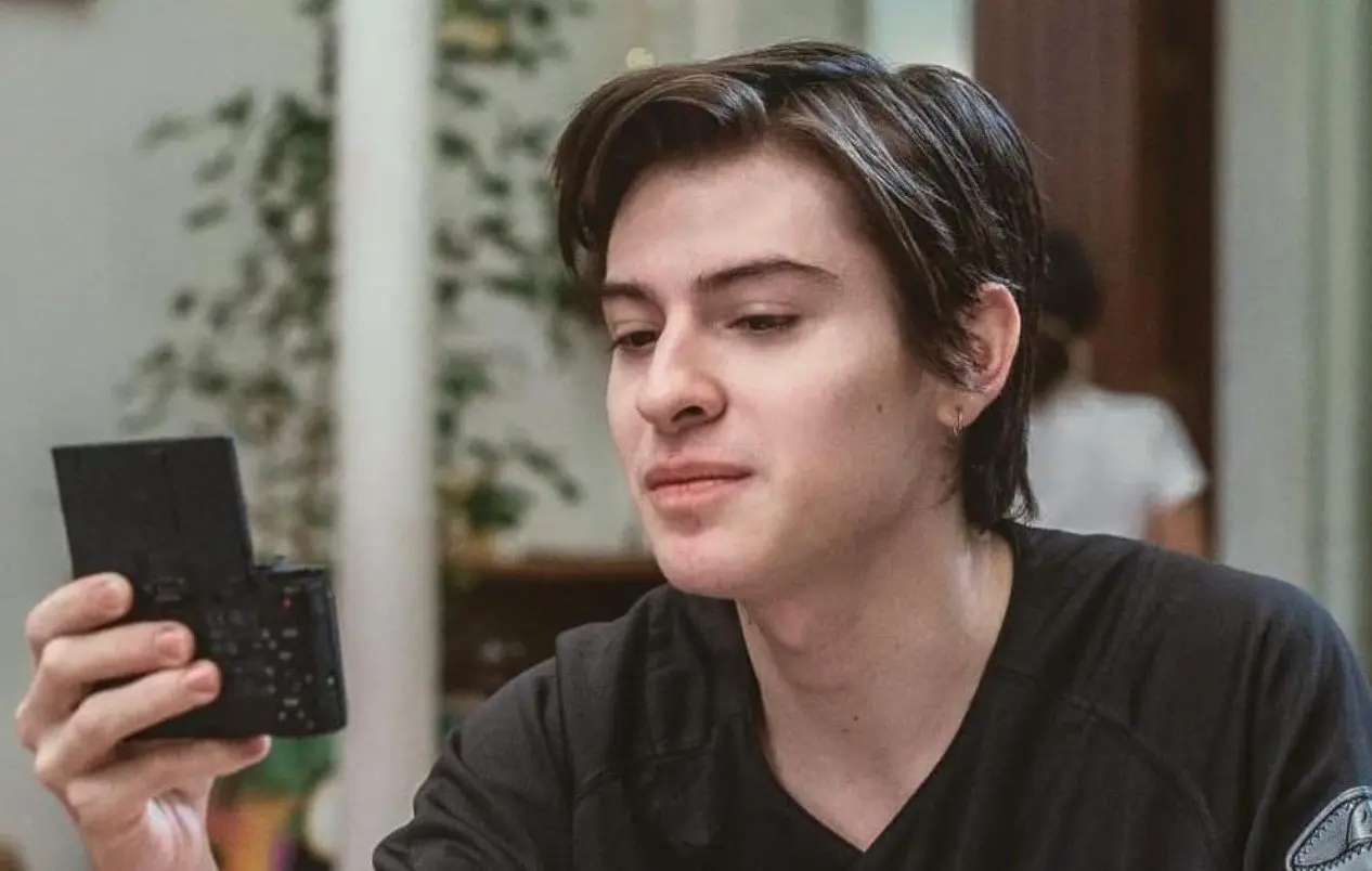 Luego del programa, se alejó de la televisión y señaló que usaría su premio para sus estudios.