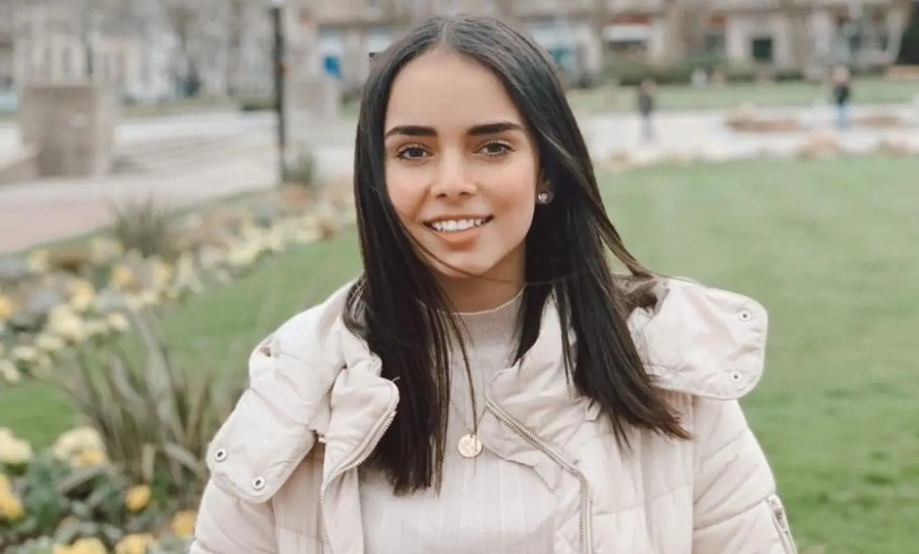 También participó en la primera edición de MasterChef Celebrity en México.