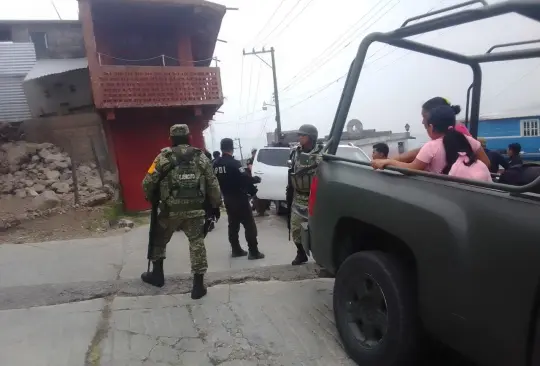 Rescatan a más de 4 mil personas en Tila, Chiapas que huían del crimen organizado Rescatan a más de 4 mil personas en Tila, Chiapas que huían del crimen organizado