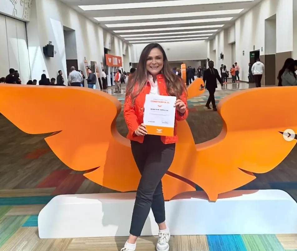 En las pasadas elecciones de 2024, se lanzó como candidata a Diputada Federal en Nuevo León por Movimiento Ciudadano, pero no ganó.