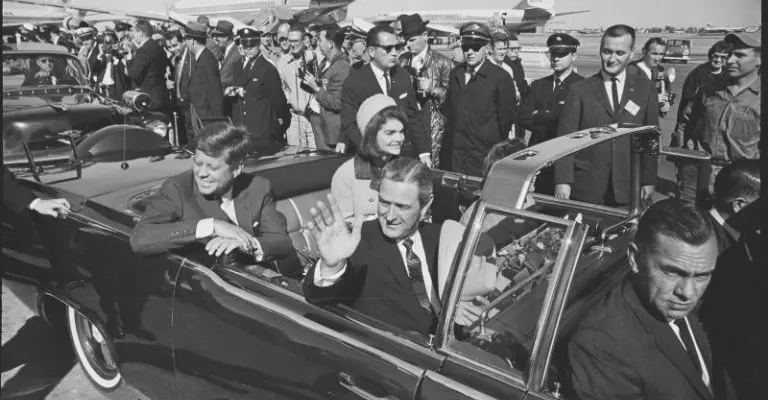 John Kennedy momentos antes de ser asesinadoFoto: Especial