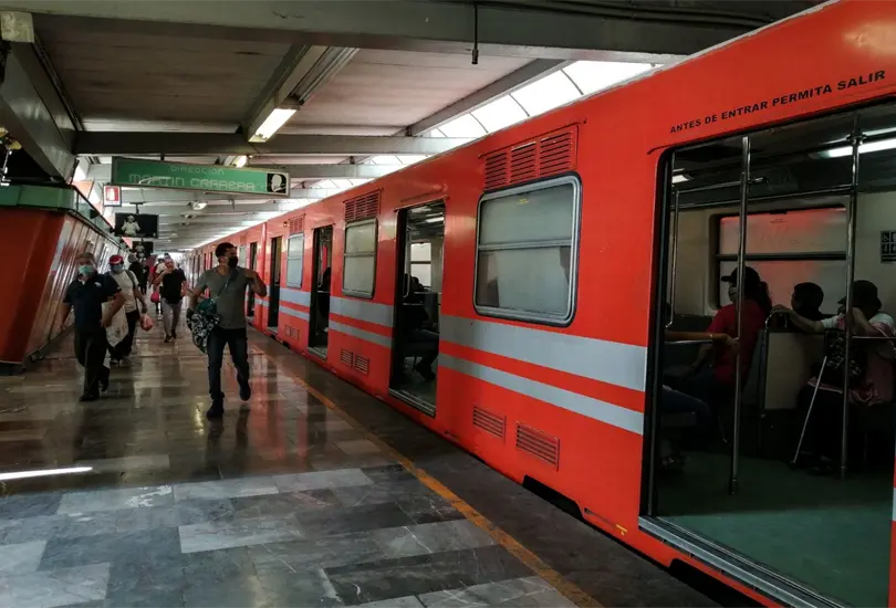 El Metro present&oacute; diferentes fallas durante las lluvias