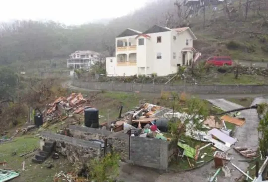 Casas y otros centros quedaron devastados 