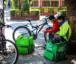 Así puedes inscribirte al IMSS-Bienestar si eres repartidor de aplicación