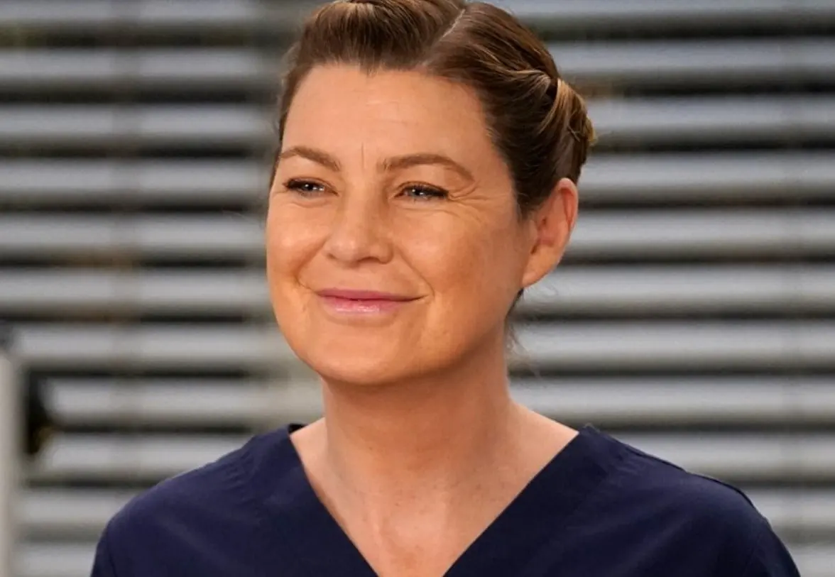 Ahora tiene 54 años, está casada con Chris Ivery y tienen 3 hijos. La protagonista de la serie abandonó Grey's Anatomy en la temporada 19.