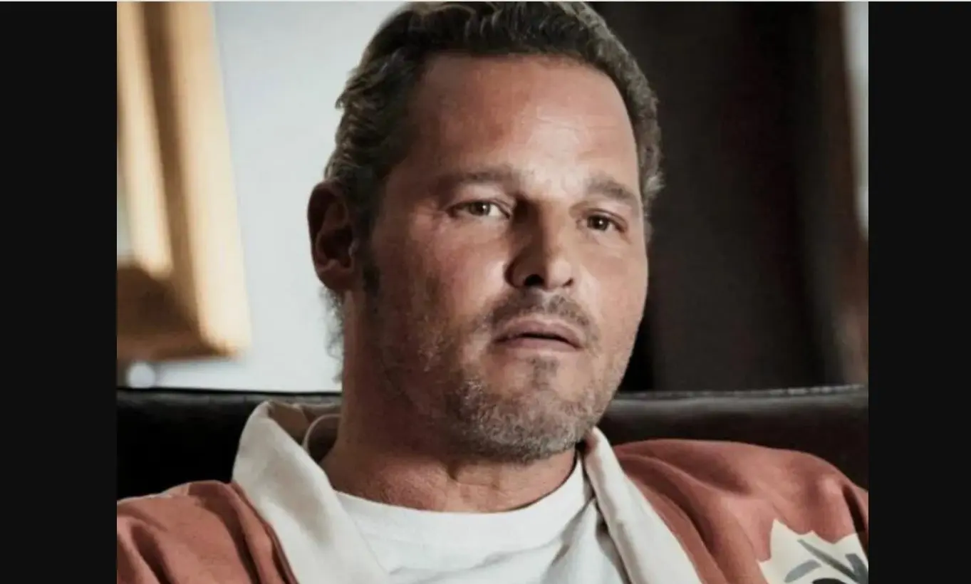 Ahora tiene 53 años, está casado con Keisha Chambers y tienen 5 hijos. Ha tenido otras participaciones en películas como Ciudad de Sombras y La liga de la justicia: la paradoja del tiempo.