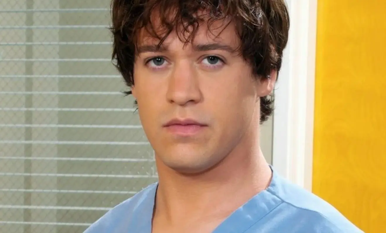 T. R. Knight interpretó a George O'Malley