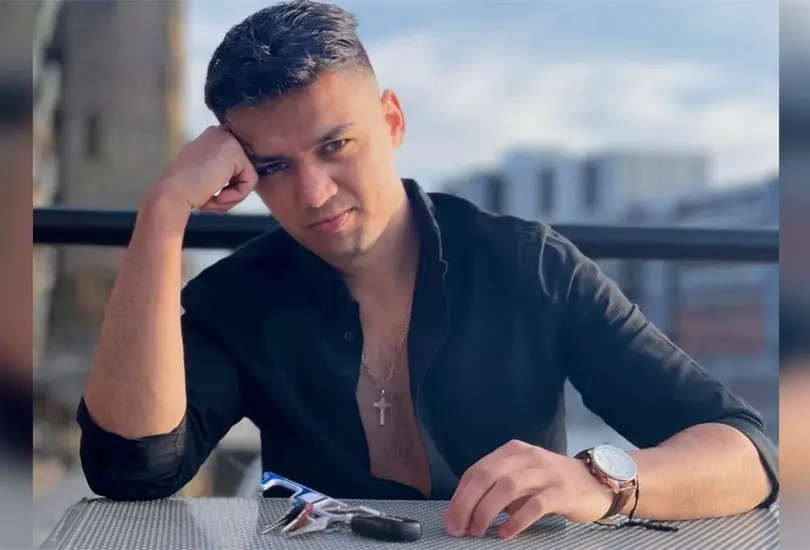 Luis Ángel Robelo rompe el silencio con una desgarradora FOTO tras la muerte de su hermano y padre Luis Ángel Robelo rompe el silencio con una desgarradora FOTO tras la muerte de su hermano y padre