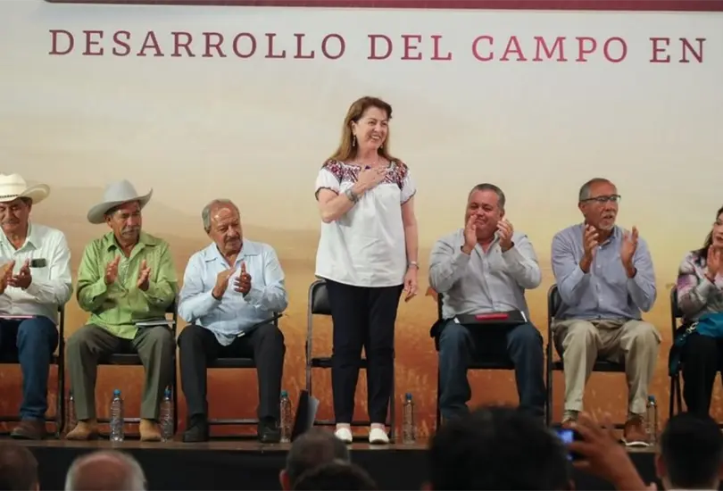 Margarita Gonz&aacute;lez Saravia se comprometi&oacute; con productores del campo de Morelos. 