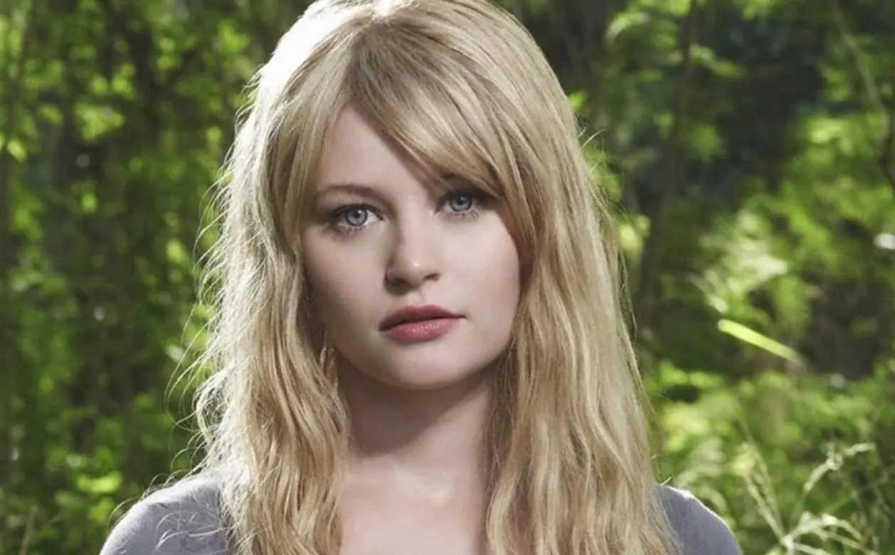 Emilie de Ravin interpret&oacute; a Claire Littleton