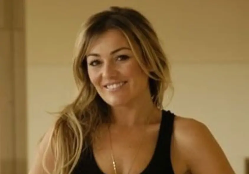 Se destac&oacute; en la m&uacute;sica por su peculiar timbre de voz, llamando la atenci&oacute;n de Pablo Benegas.