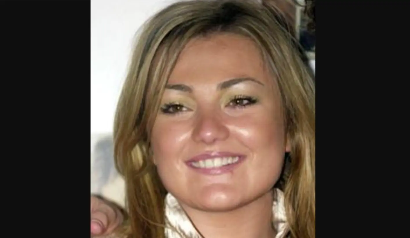 Pablo Benegas la invit&oacute; a unirse a La Oreja de Van Gogh, banda con la que alcanzar&iacute;a gran fama.