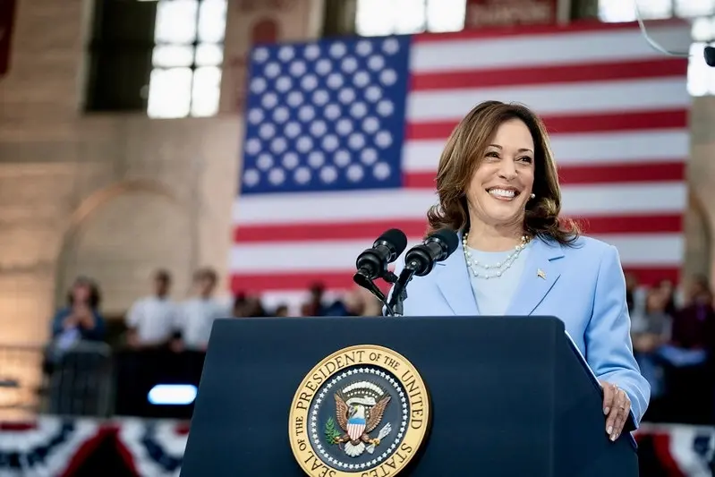 Kamala Harris y su golpe al C&aacute;rtel de Sinaloa: la vez que le quit&oacute; 10 millones al &acute;Chapo&acute; Guzm&aacute;n