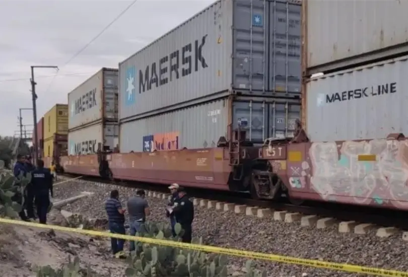 El joven de 26 años no se percató que otro tren se aproximaba El joven de 26 años no se percató que otro tren se aproximaba