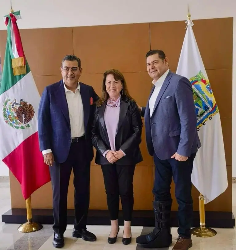 El día martes 30 de julio se reunió con el gobernador de Puebla Sergio Salomón y con el gobernador electo Alejandro ArmentaFoto X @margarita_gs