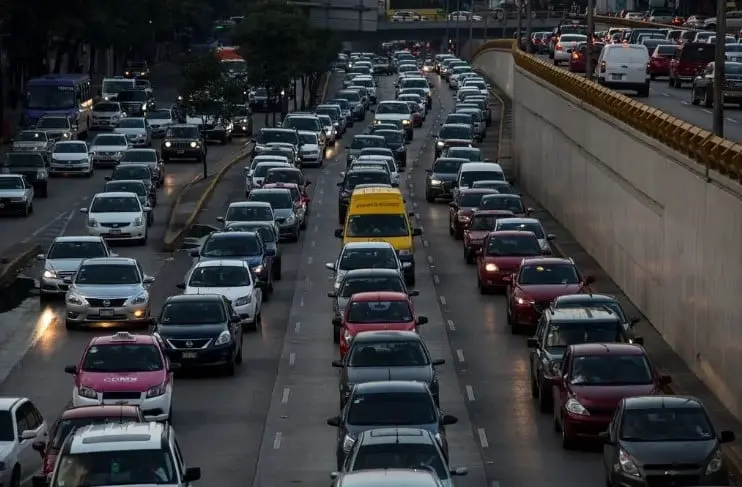Hoy No circula 4 de julio en CDMX y Edomex 