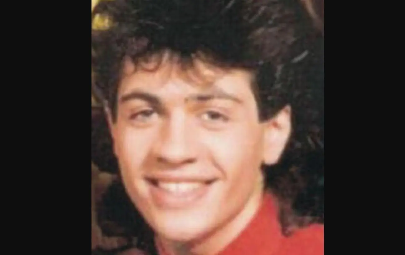 Miguel &Aacute;ngel G&oacute;mez "Michel" (la ficha blanca)