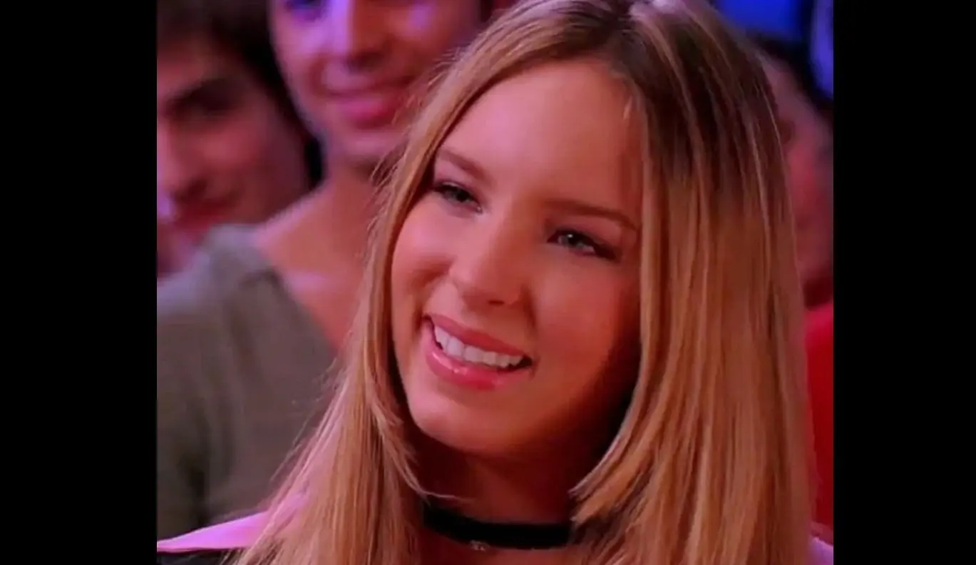 En ese entonces, Belinda vivió su primera polémica, cuando su mamá la sacó a la mitad de la telenovela y tuvo que entrar Daniela Luján a suplirla.