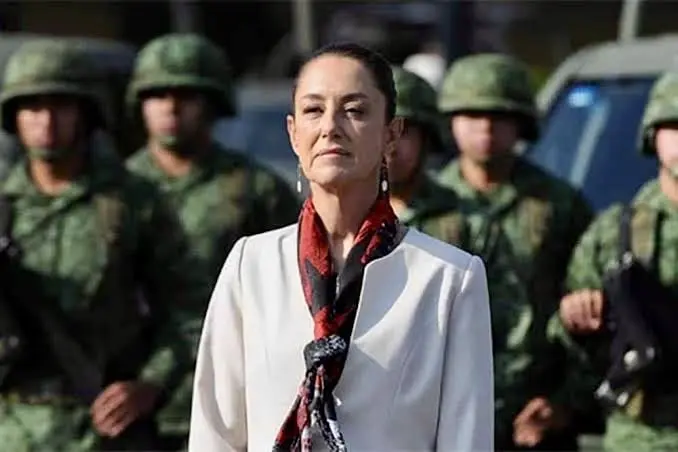 Sheinbaum: La primera comandante en jefe que promete revolucionar las fuerzas armadas