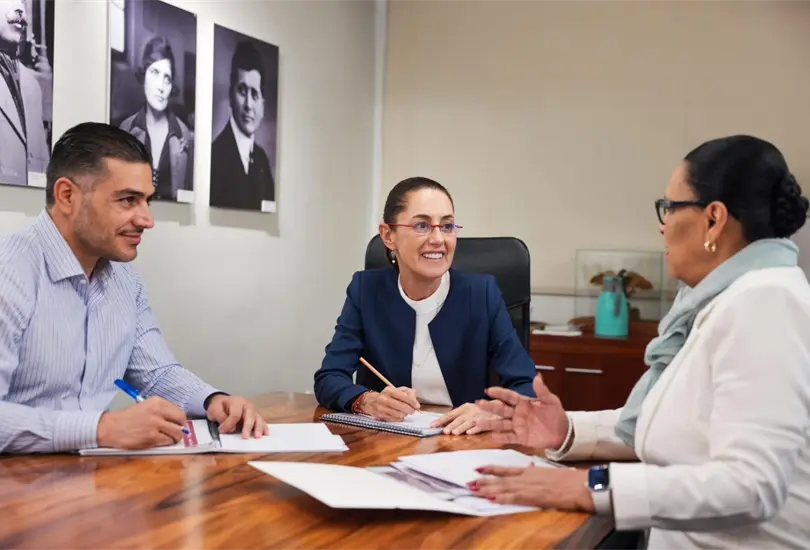 Sheinbaum mantiene reuni&oacute;n de 5 horas con Rosa Icela Rodr&iacute;guez y Garc&iacute;a Harfuch para estrategias de seguridad 