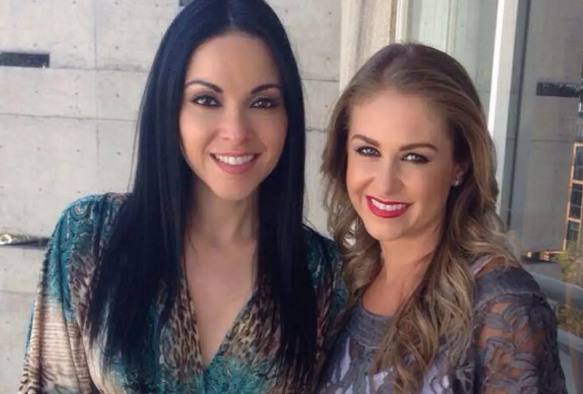 Ese mismo a&ntilde;o, actu&oacute; en 'La Madrastra' bajo la producci&oacute;n de Salvador Mej&iacute;a, compartiendo pantalla con Victoria Ruffo y C&eacute;sar &Eacute;vora.