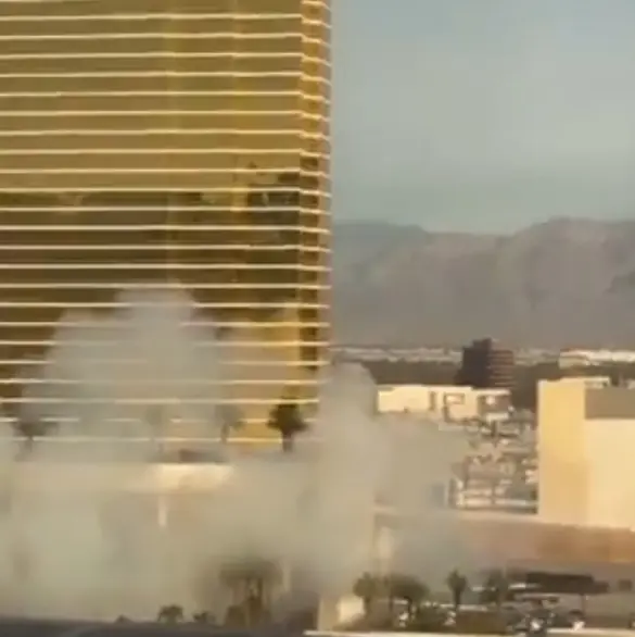 El impactante momento el que explota Cybertruck enfrente de Hotel Trump en Las Vegas