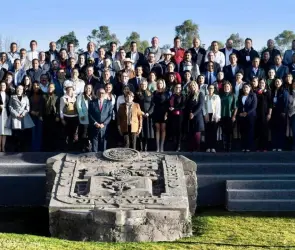 Horacio Duarte llama a alcaldes del Edomex a liderar con honestidad y compromiso