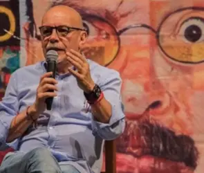 Pasé tres días bebiendo en mi oficina: Mauricio Castillo habla sobre su lucha contra las adicciones