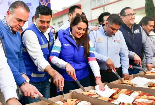 Rosca de Reyes Gigante rompe récord en Aguascalientes