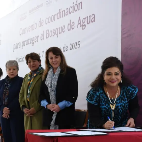 Clara Brugada firma convenio para proteger el Bosque de Agua