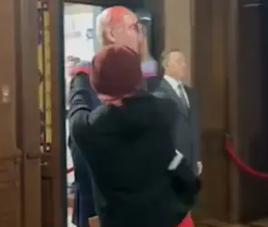 Embajada de Israel condena ataque a estatua de Netanyahu en Museo de Cera