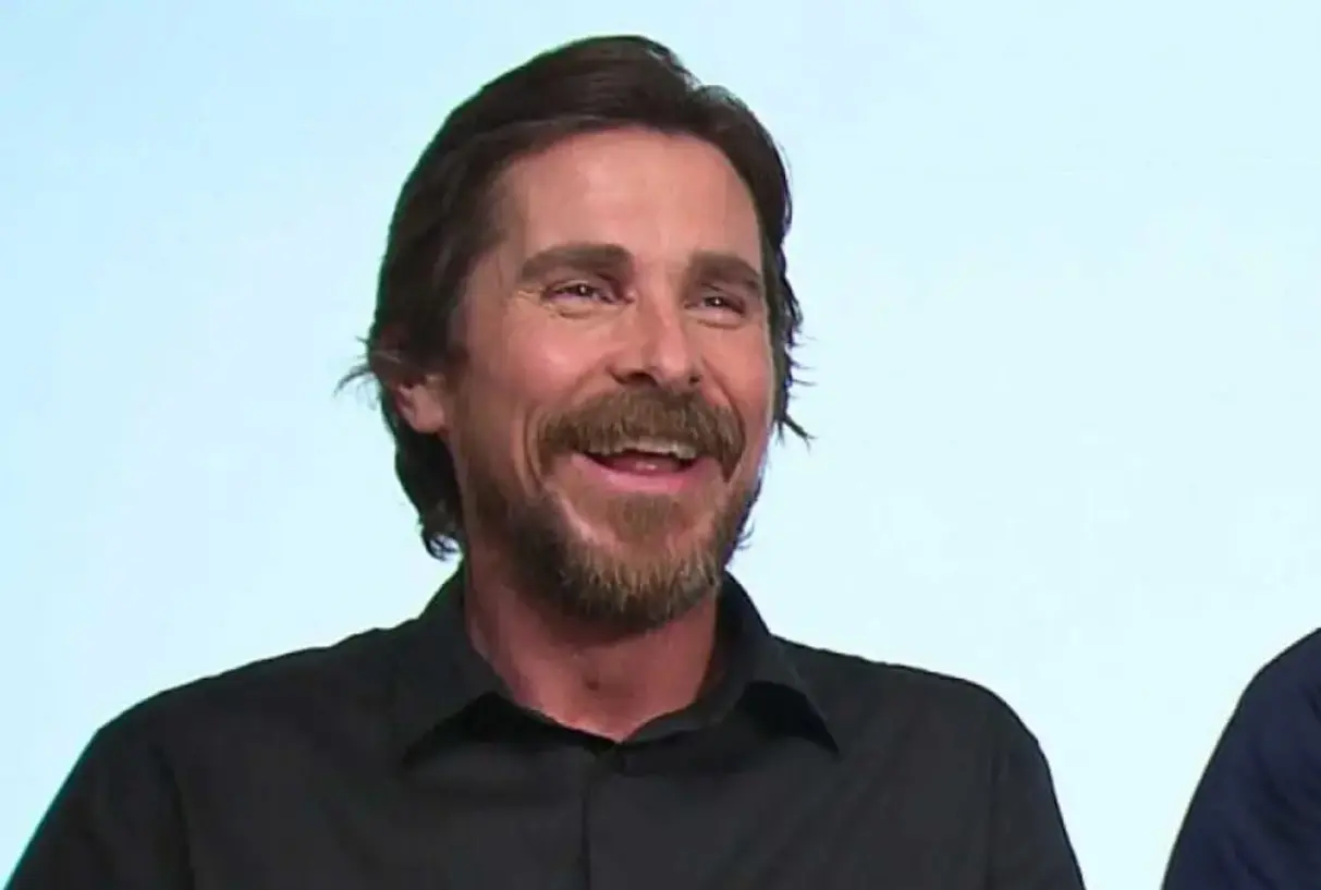 Ahora tiene 50 años, está casado con Sibi Blazic y tienen una hija. En los últimos años ha realizado las películas: Los crímenes de la academia y Thor: Love And Thunder.