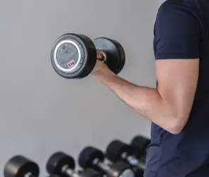 Los gimnasios que Profeco recomienda para empezar fit el 2025