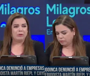 Conductora rompe en llanto al enterarse de la muerte de su padre EN VIVO