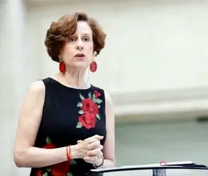 Tunden a Denise Dresser por comentarios misóginos sobre Sheinbaum