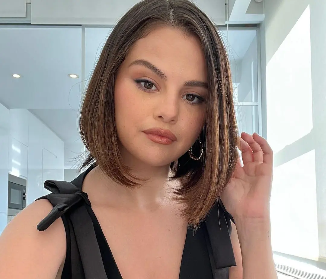 Este es el antes y después de Selena Gómez: