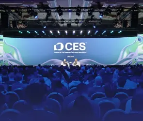 La CES 2025 mostró un carro volador y lentes que generan subtítulos