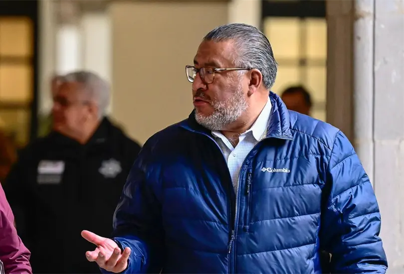 Horacio Duarte junto a Delfina G&oacute;mez, gobernadora del Estado de M&eacute;xico.