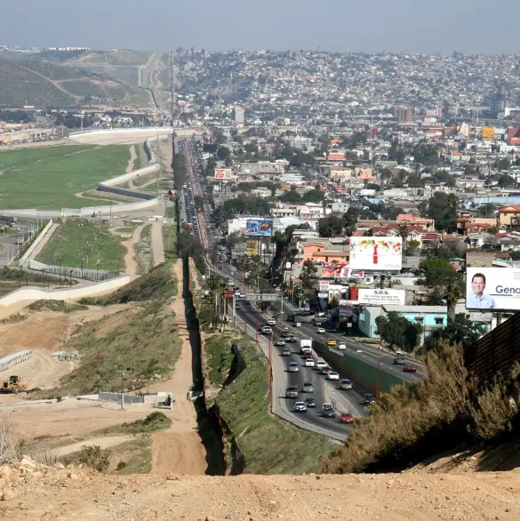 El túnel clandestino que arroja luces sobre la migración México-EE.UU