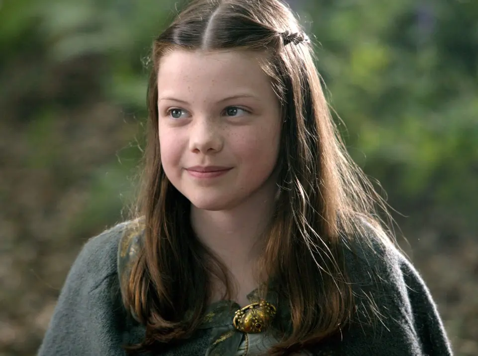 La actriz Georgie Henley fue la encargada de darle vida a la pequeña Lucy Pevensie en las películas.