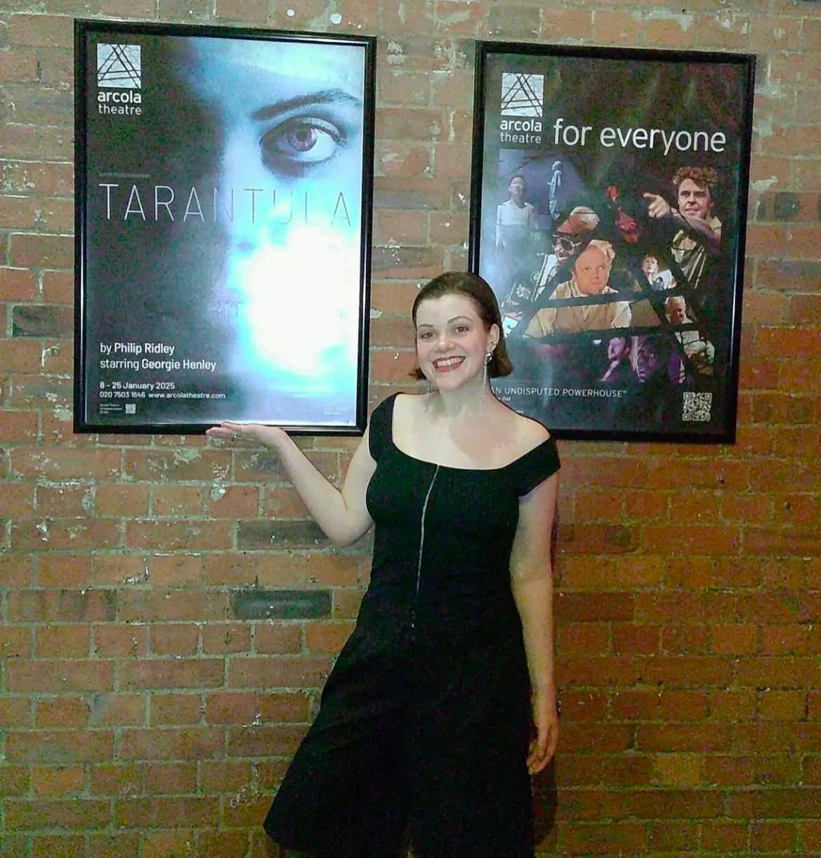 En su cuenta de Instagram, donde tiene 364 mil seguidores, comparte detalles de su trabajo y vida personal.