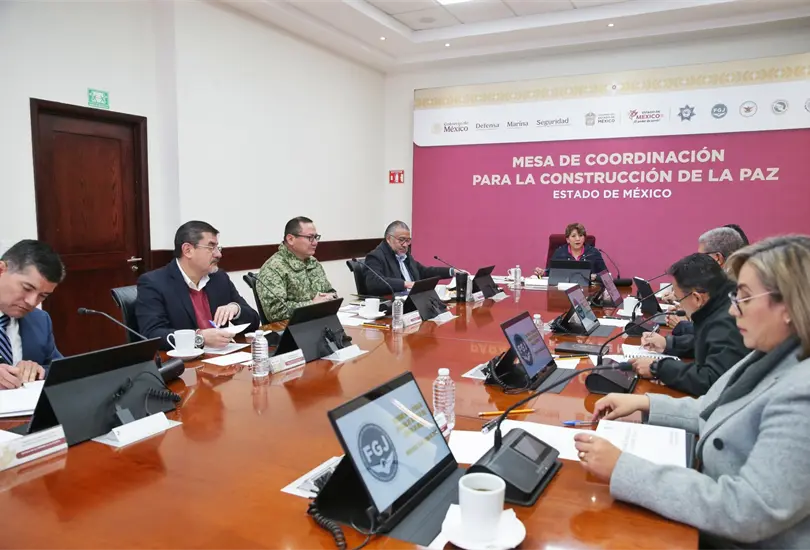 Funcionarios del Estado de M&eacute;xico en la Mesa de Coordinaci&oacute;n para la Construcci&oacute;n de la Paz