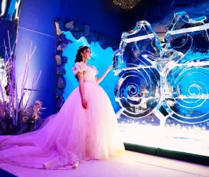 Los XV años de los 65 millones; la fiesta submarina que se volvió viral 