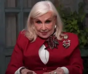 Laura Zapata pide a Trump actuar contra AMLO