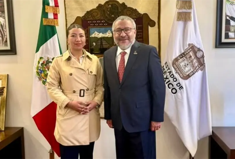 Horacio Duarte y Brenda Camacho se re&uacute;nen por Texcalyacac