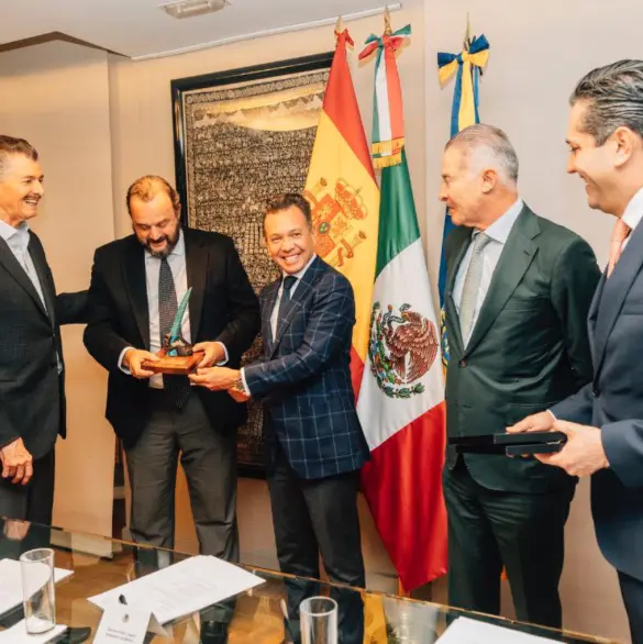 Pablo Lemus resalta el potencial turístico de Jalisco durante su visita a España