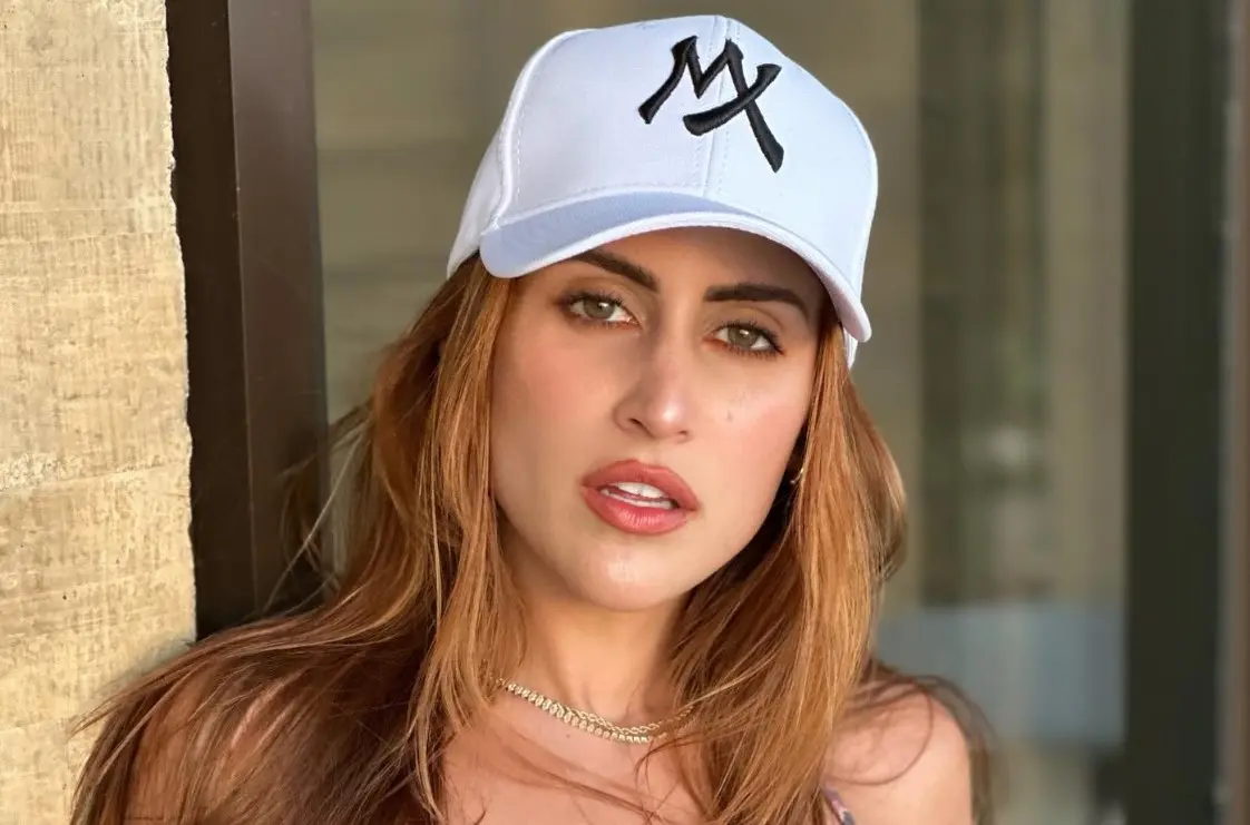 Junto a su esposo y Jos&eacute; Ram&oacute;n San Crist&oacute;bal 'El Estaca', conduce el programa '&iexcl;Qu&eacute; importa!'.