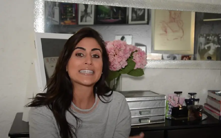 Tras su victoria en 'Chica E', le asignaron la conducci&oacute;n del programa 'The Release'.