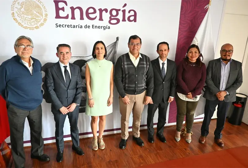 Reunión enfocada en la soberanía energética y la colaboración con empresas privadas en proyectos clave. Reunión enfocada en la soberanía energética y la colaboración con empresas privadas en proyectos clave.